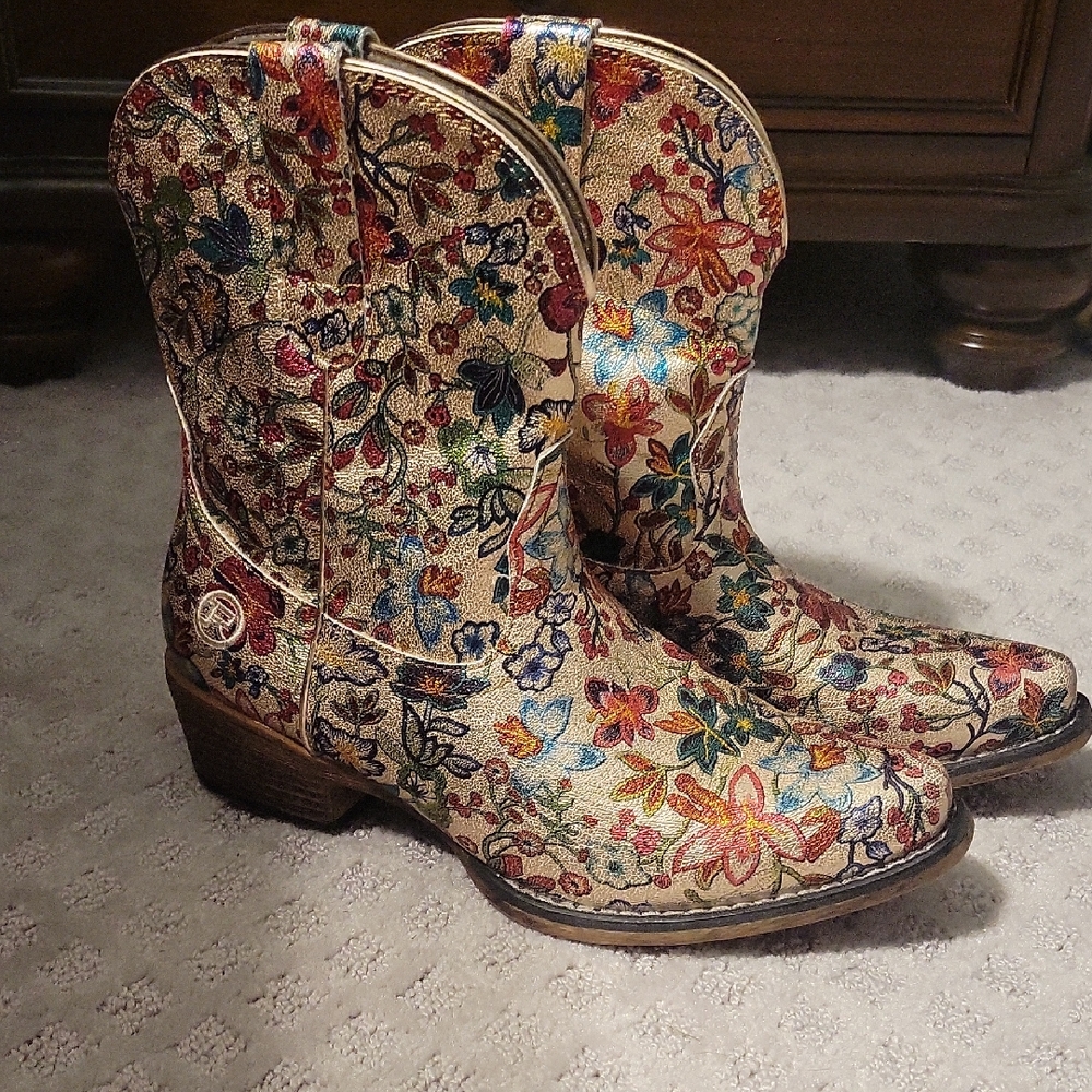 Roper Multicolor Floral Heeled Boots